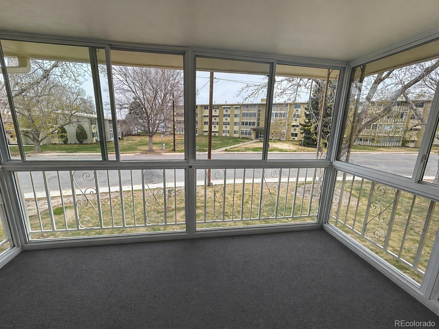 MLS Image #5 for 605 s clinton street 6b,denver, Colorado