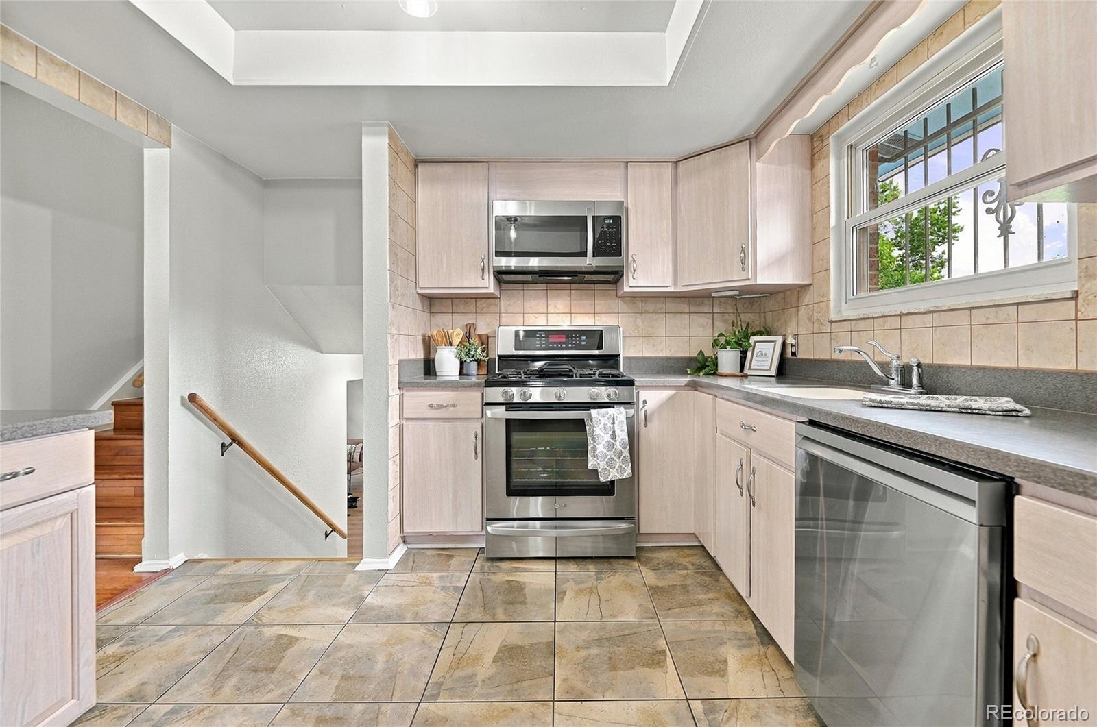 MLS Image #10 for 5292  scranton street,denver, Colorado