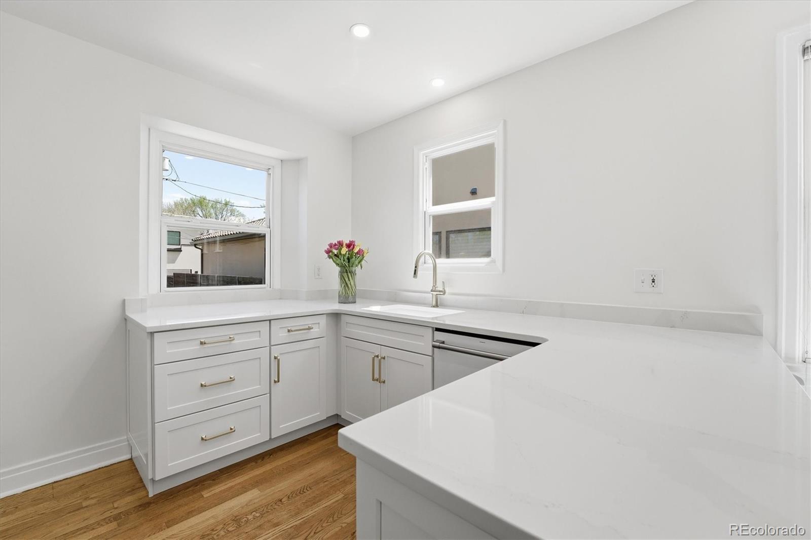 MLS Image #12 for 1208 s elizabeth street,denver, Colorado