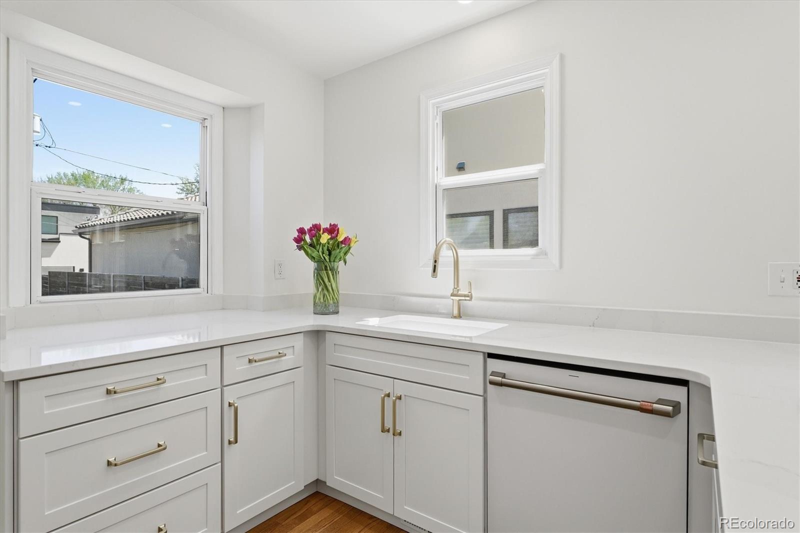 MLS Image #13 for 1208 s elizabeth street,denver, Colorado