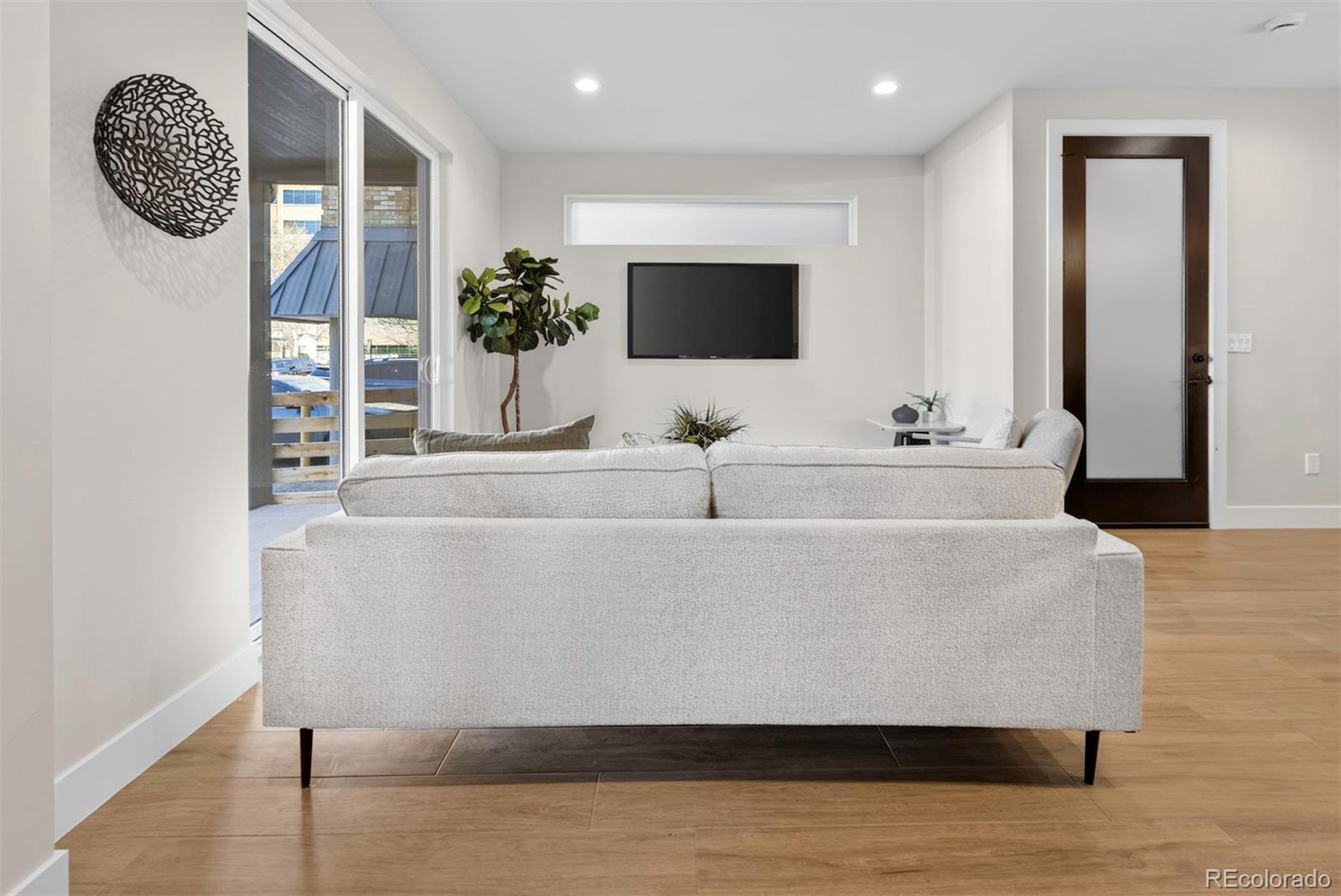 MLS Image #3 for 826  cherry street,denver, Colorado