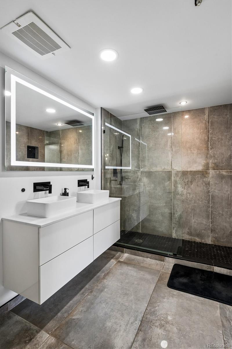 MLS Image #21 for 1475  delgany street 605,denver, Colorado