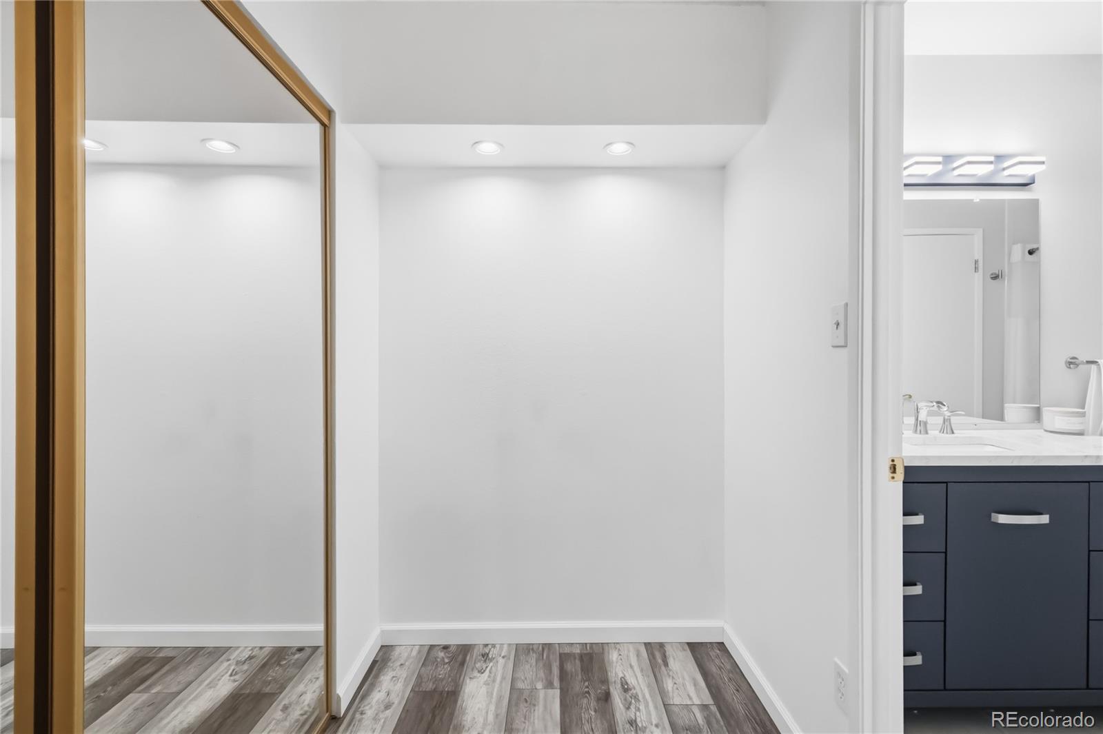 MLS Image #16 for 12516 w virginia avenue,lakewood, Colorado