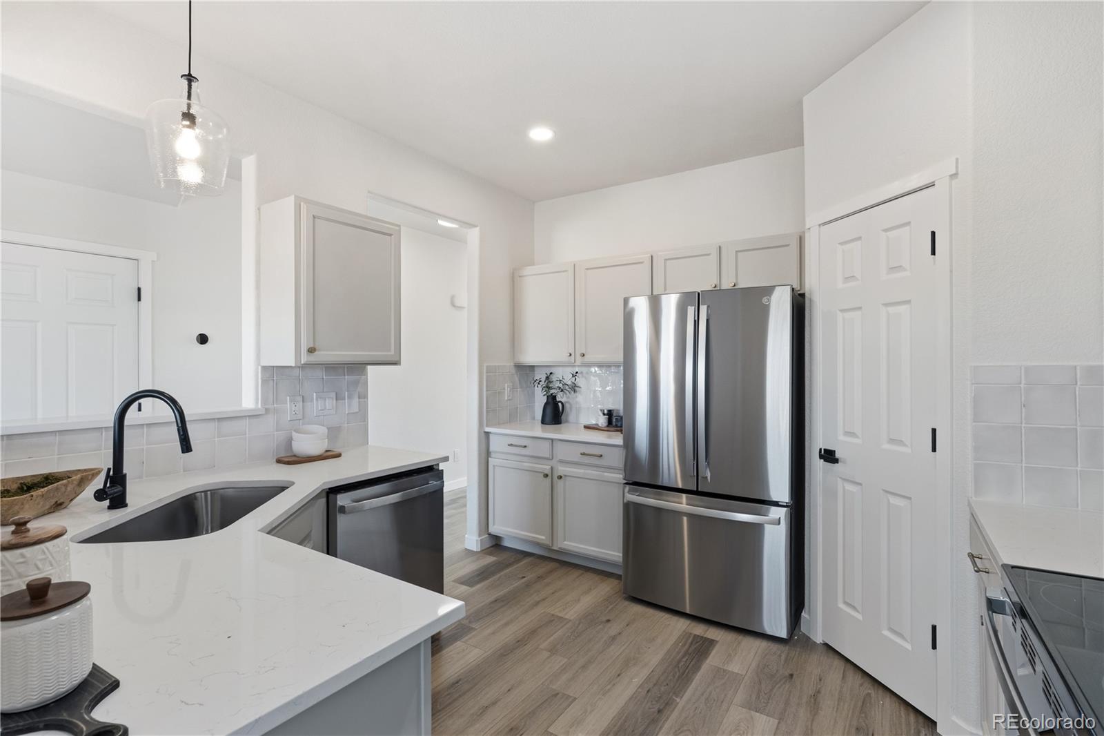 MLS Image #11 for 13122  devils thumb place,peyton, Colorado