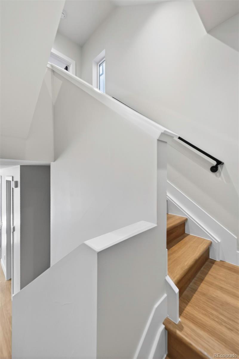 MLS Image #19 for 826 n cherry street,denver, Colorado