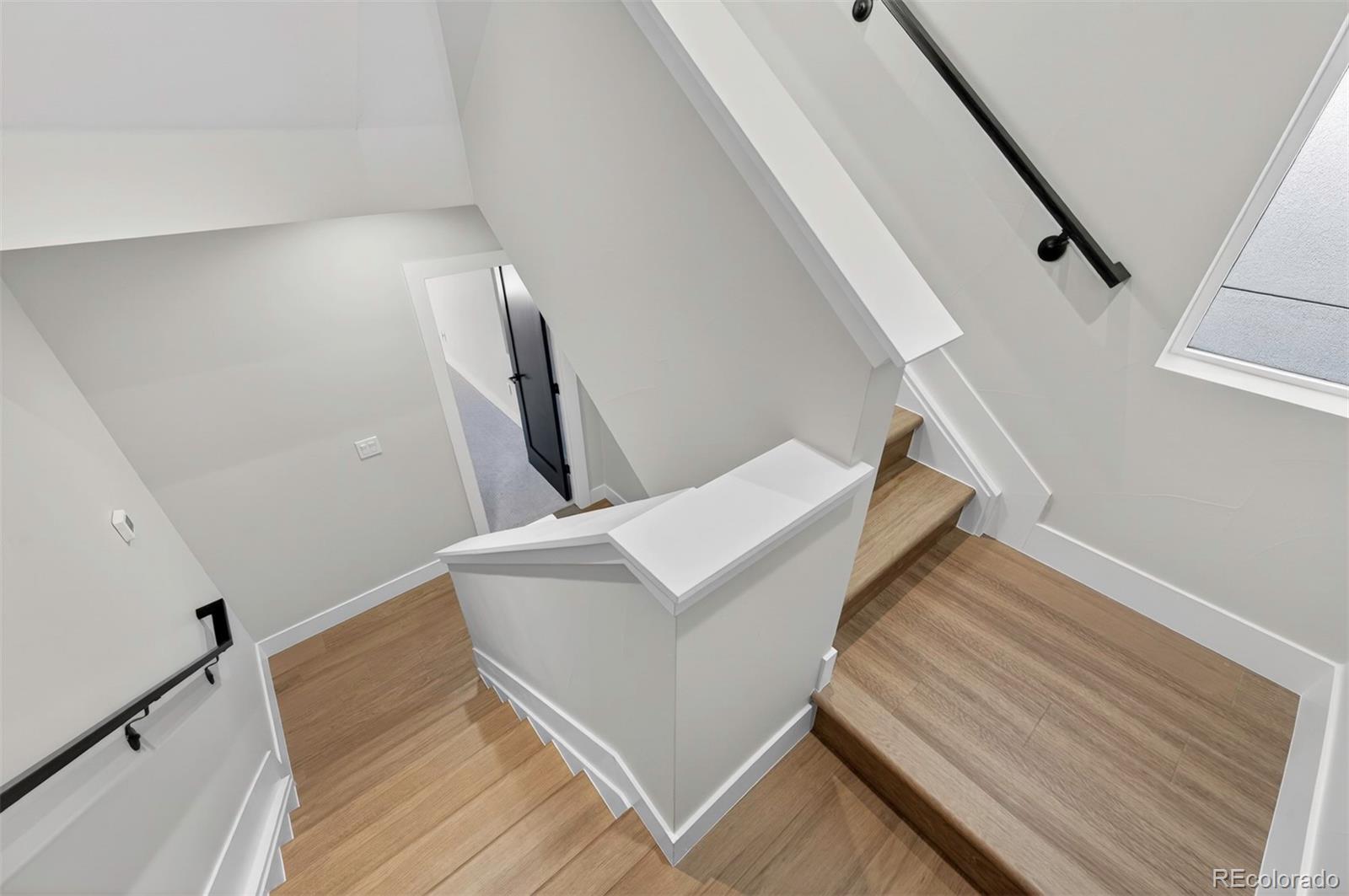 MLS Image #27 for 826 n cherry street,denver, Colorado
