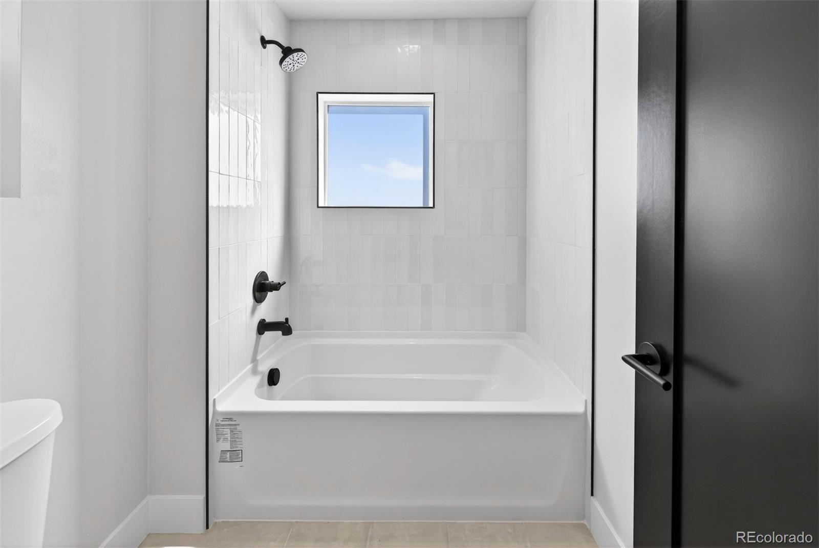 MLS Image #33 for 826 n cherry street,denver, Colorado