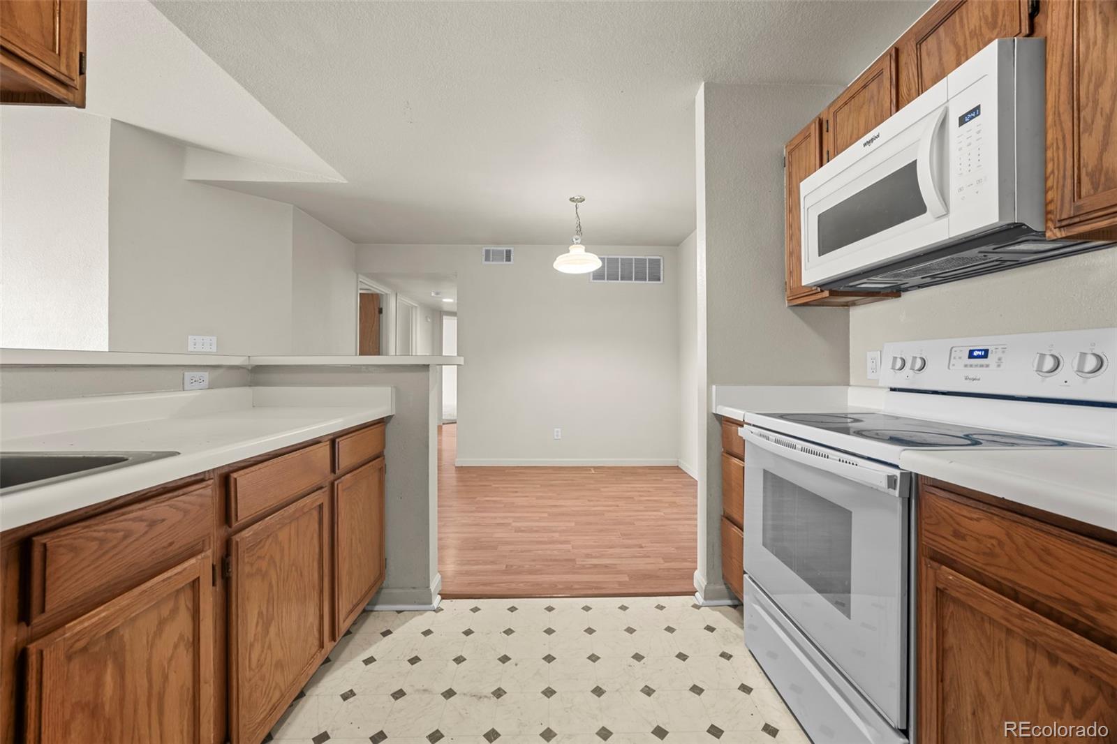 MLS Image #10 for 2856  17th avenue,greeley, Colorado