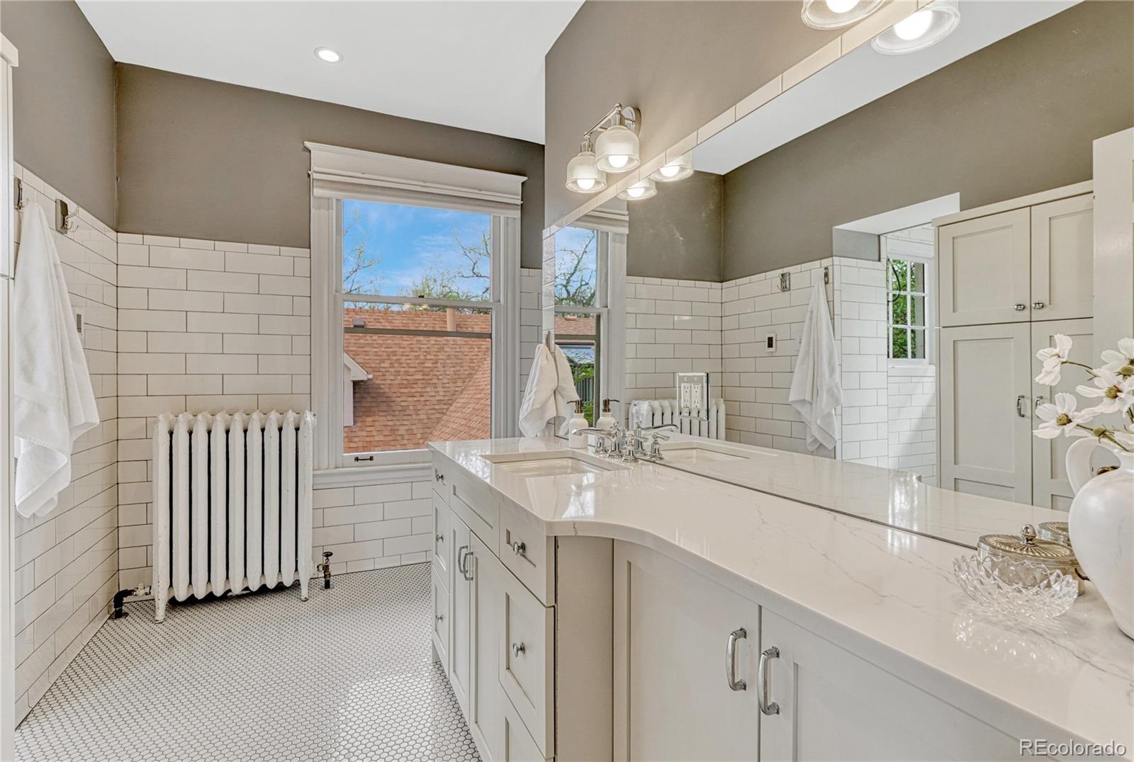 MLS Image #22 for 777 n williams street,denver, Colorado