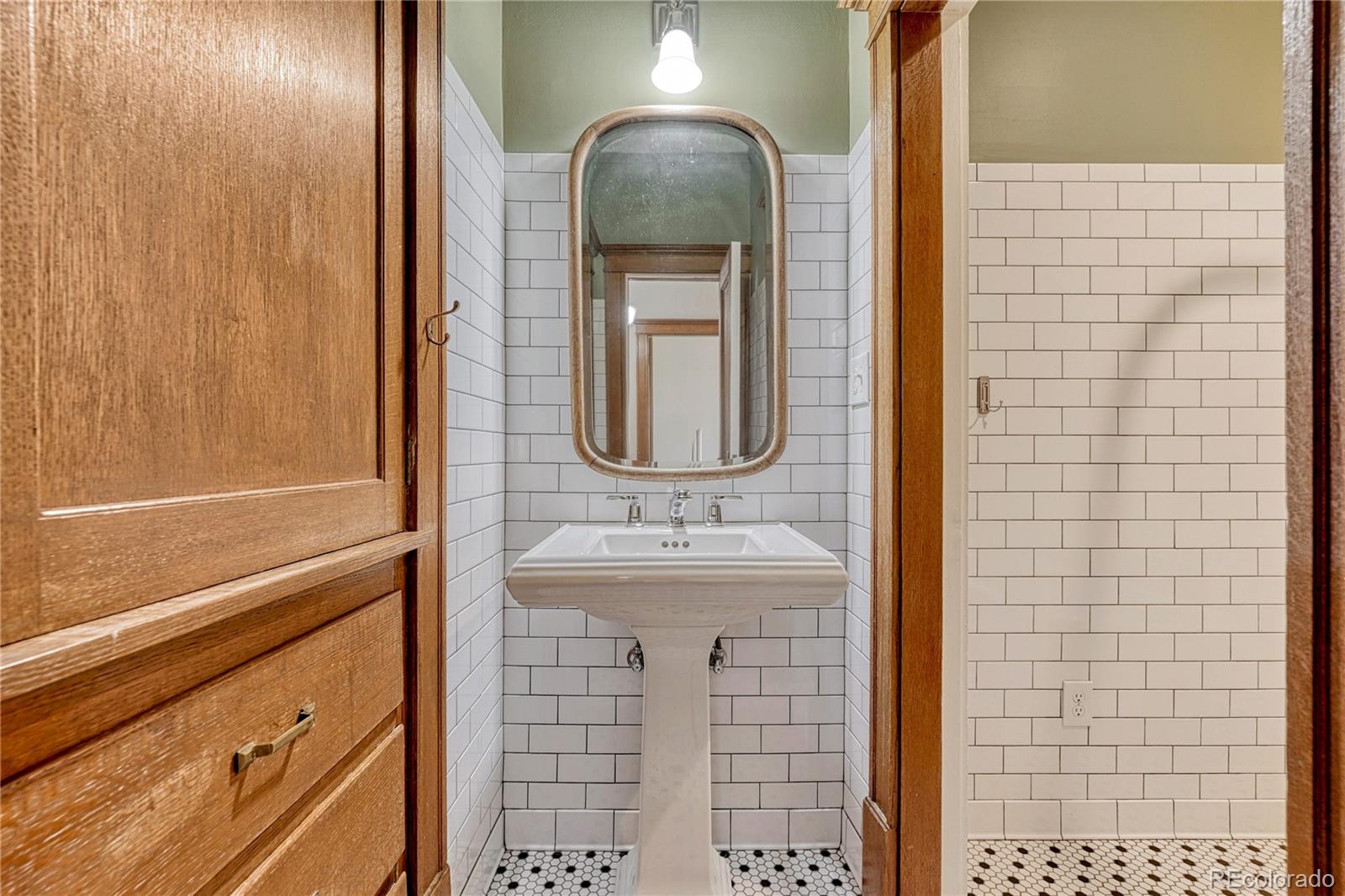 MLS Image #32 for 777 n williams street,denver, Colorado