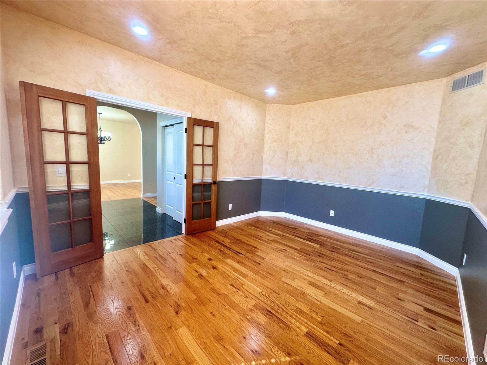 MLS Image #5 for 1271 s ammons street,lakewood, Colorado