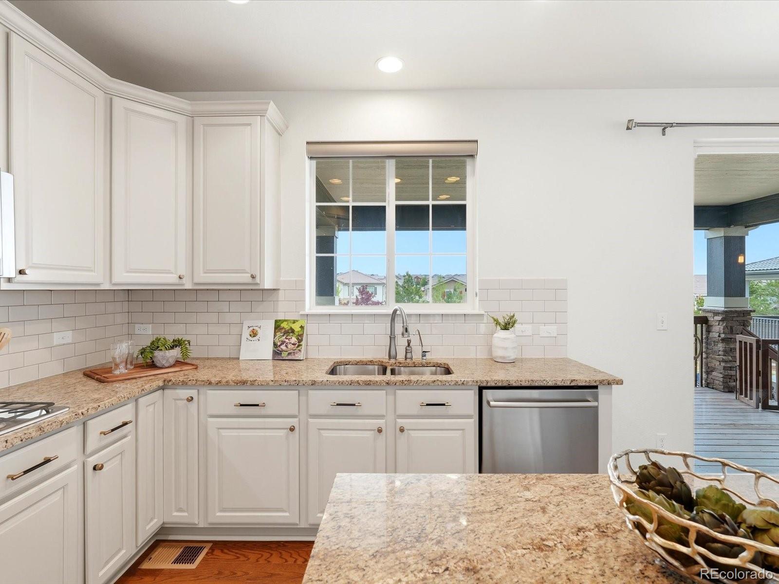 MLS Image #19 for 690  tiger lily way,highlands ranch, Colorado