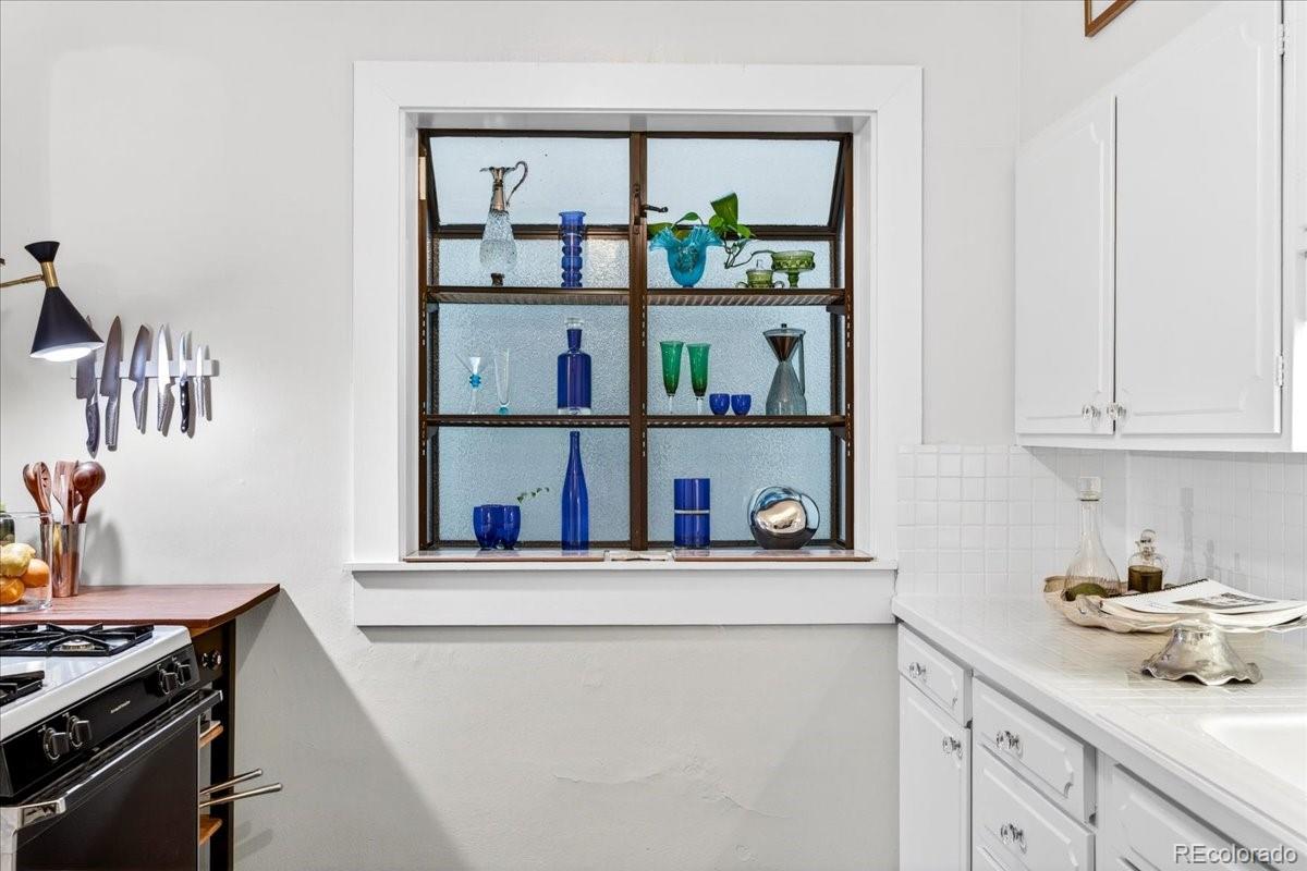 MLS Image #8 for 1515 e 9th avenue,denver, Colorado