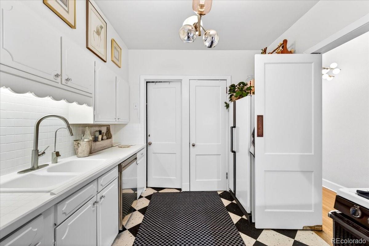 MLS Image #9 for 1515 e 9th avenue,denver, Colorado