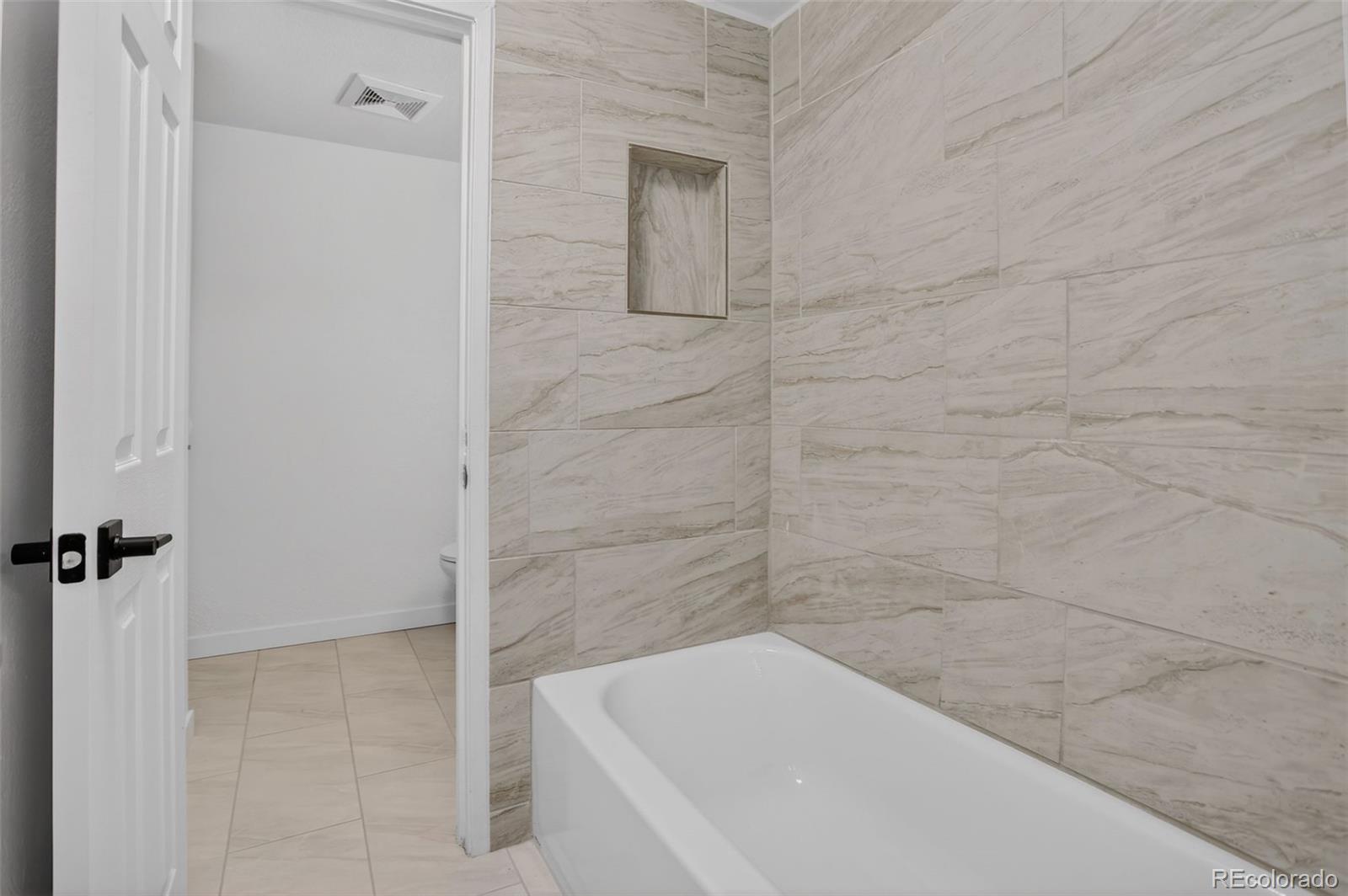 MLS Image #11 for 7335 e quincy avenue,denver, Colorado