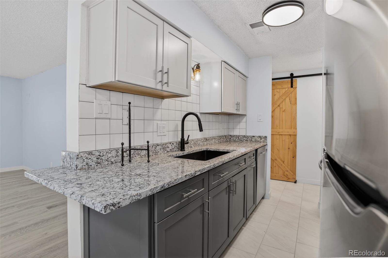 MLS Image #8 for 7335 e quincy avenue,denver, Colorado