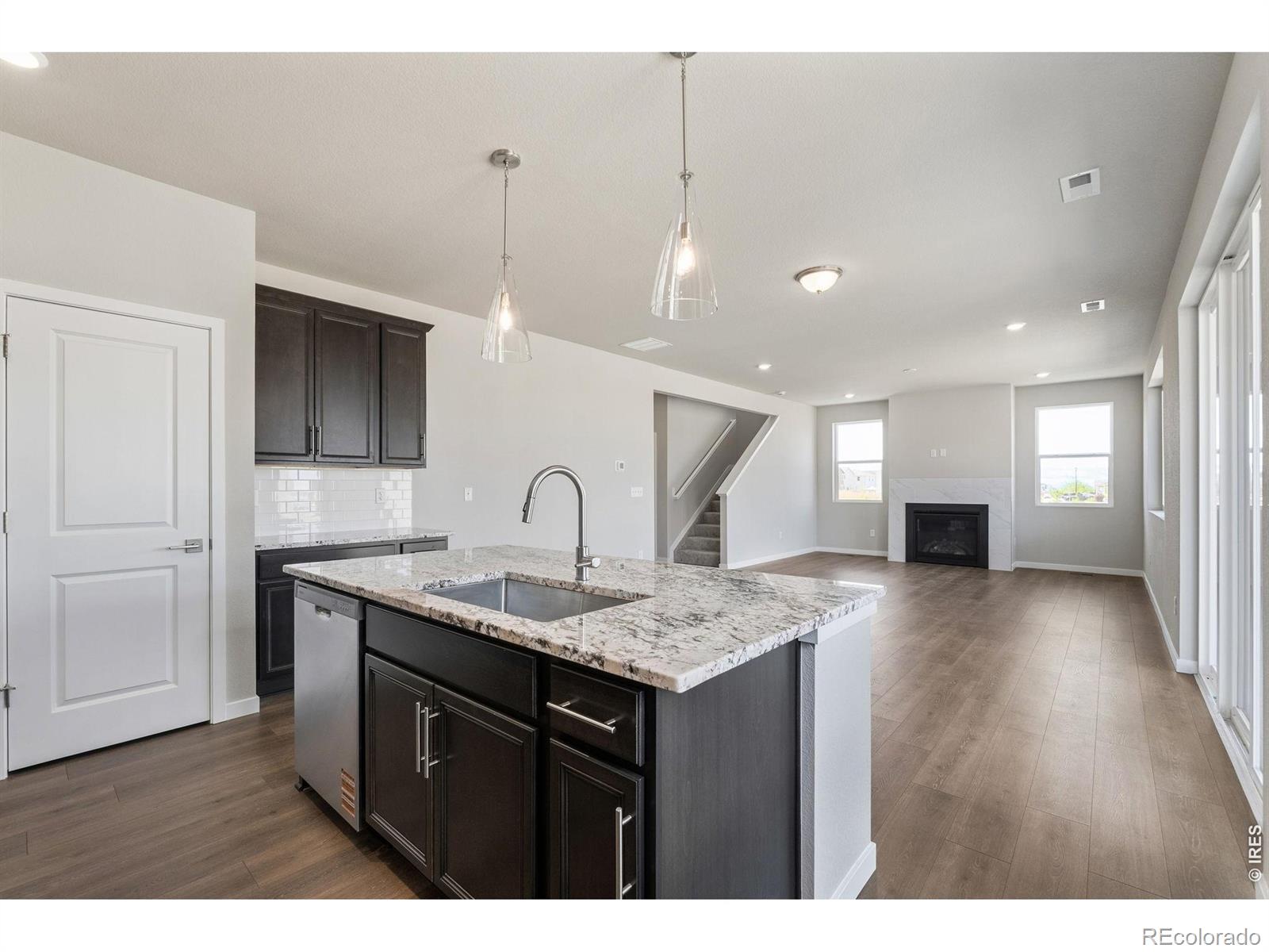 MLS Image #10 for 7331  swan river street,frederick, Colorado