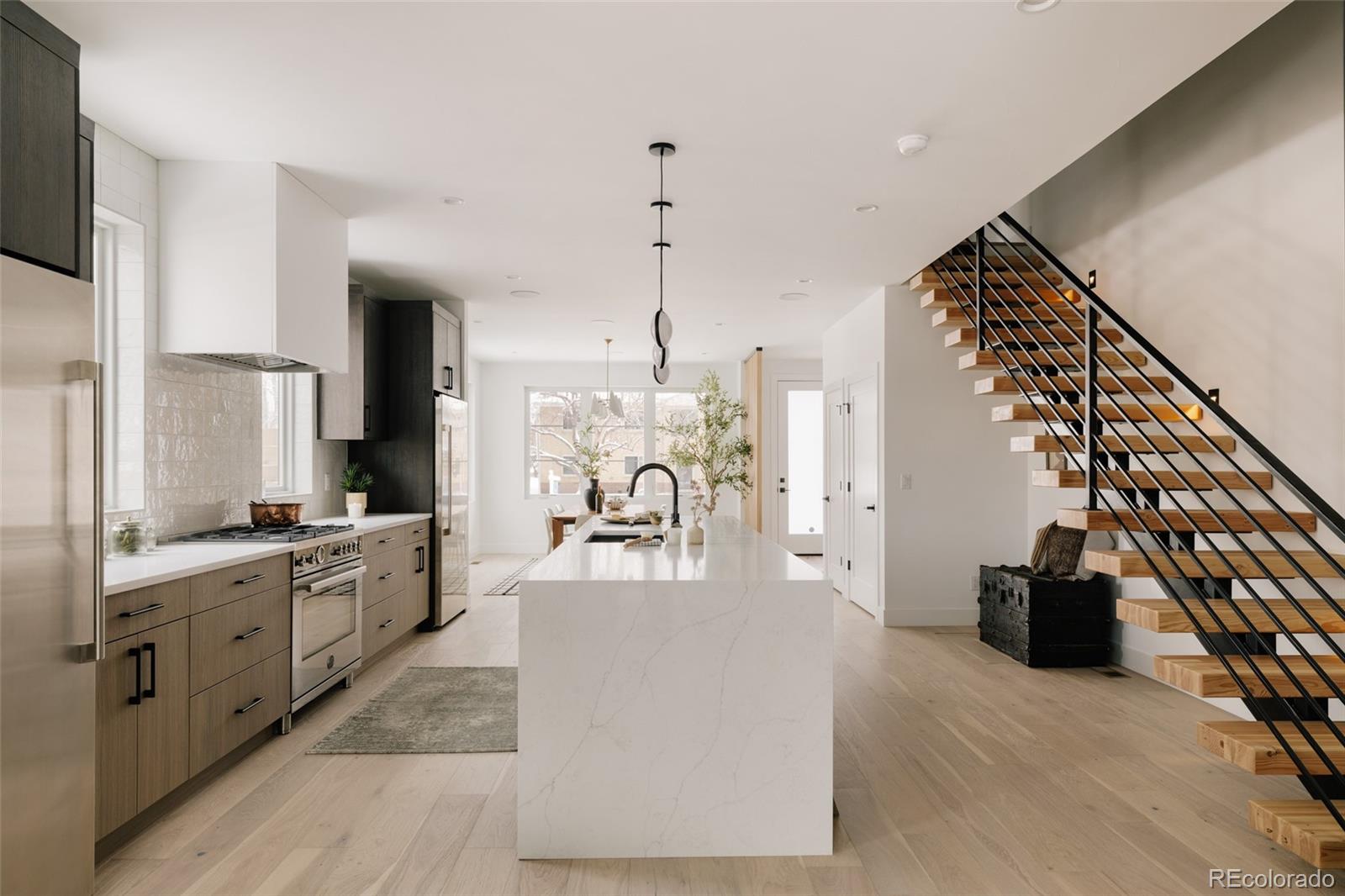 MLS Image #11 for 2085  perry street,denver, Colorado