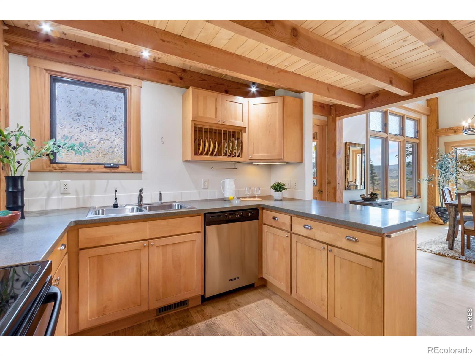 MLS Image #14 for 520  isaac lane,bellvue, Colorado