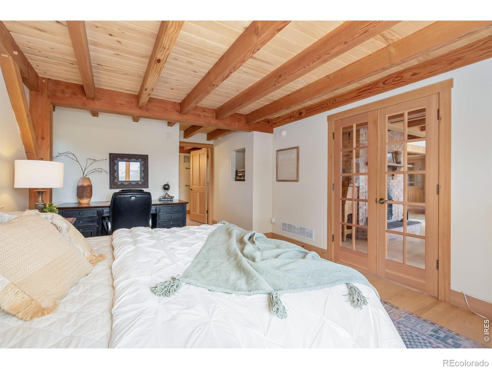 MLS Image #22 for 520  isaac lane,bellvue, Colorado