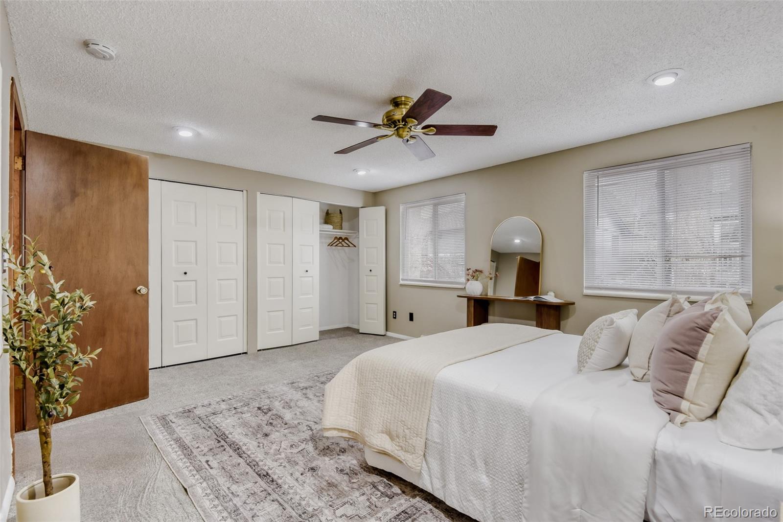 MLS Image #11 for 5753 s lansing court,englewood, Colorado