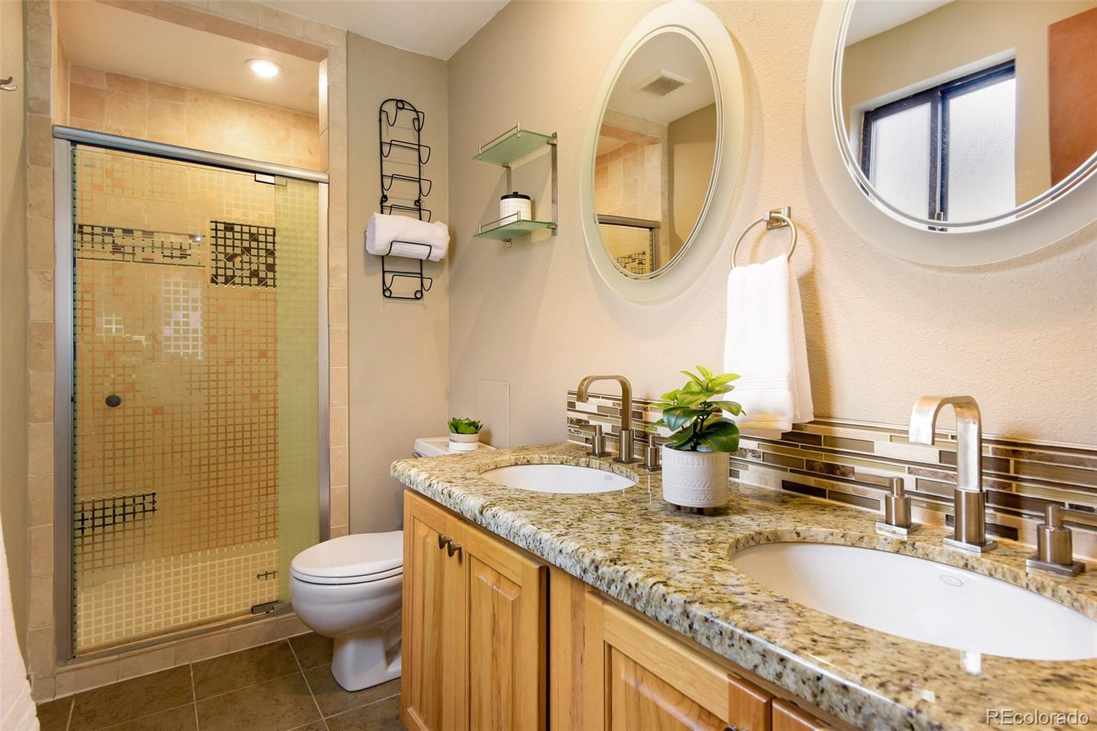 MLS Image #12 for 5753 s lansing court,englewood, Colorado