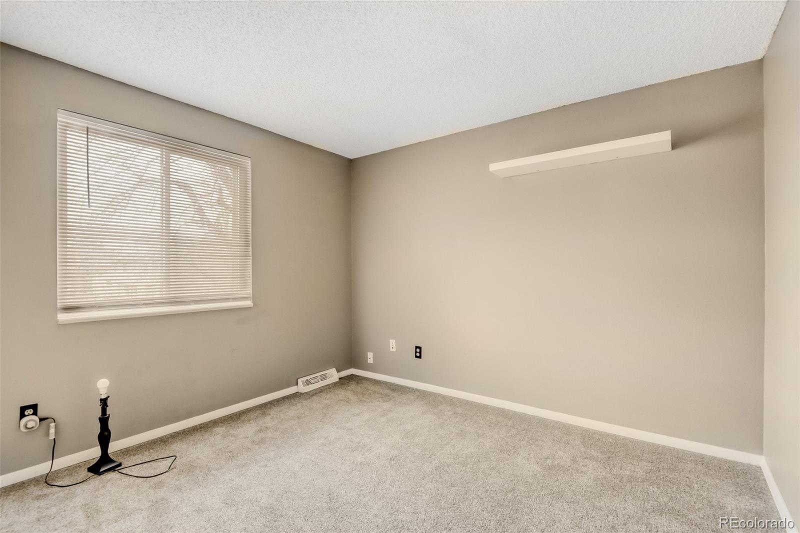 MLS Image #16 for 5753 s lansing court,englewood, Colorado