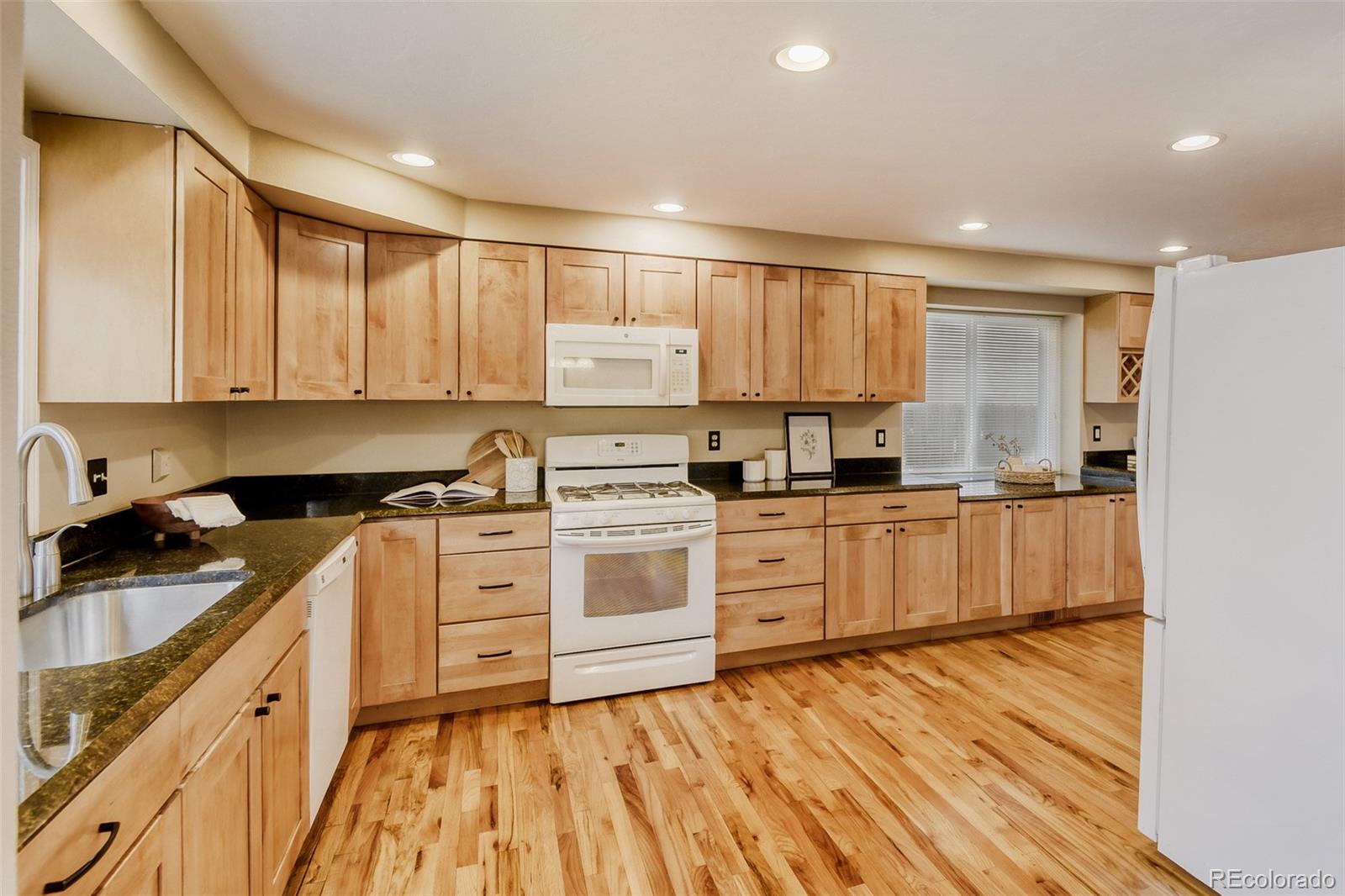 MLS Image #4 for 5753 s lansing court,englewood, Colorado