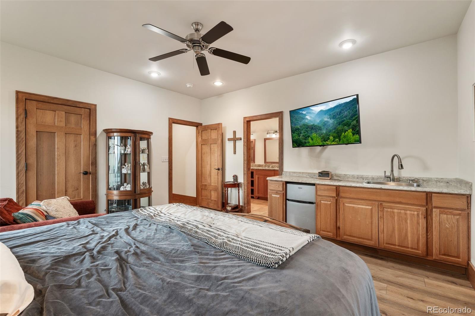 MLS Image #32 for 8716  national forest drive,beulah, Colorado
