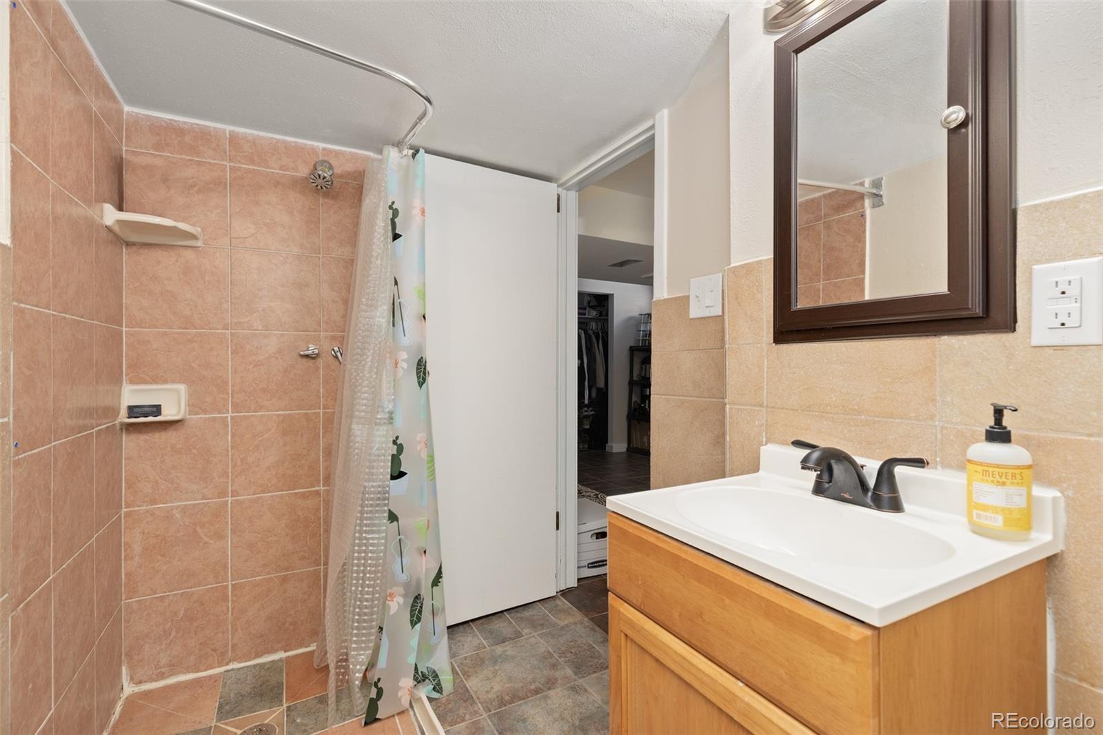 MLS Image #22 for 6993 w hinsdale drive,littleton, Colorado