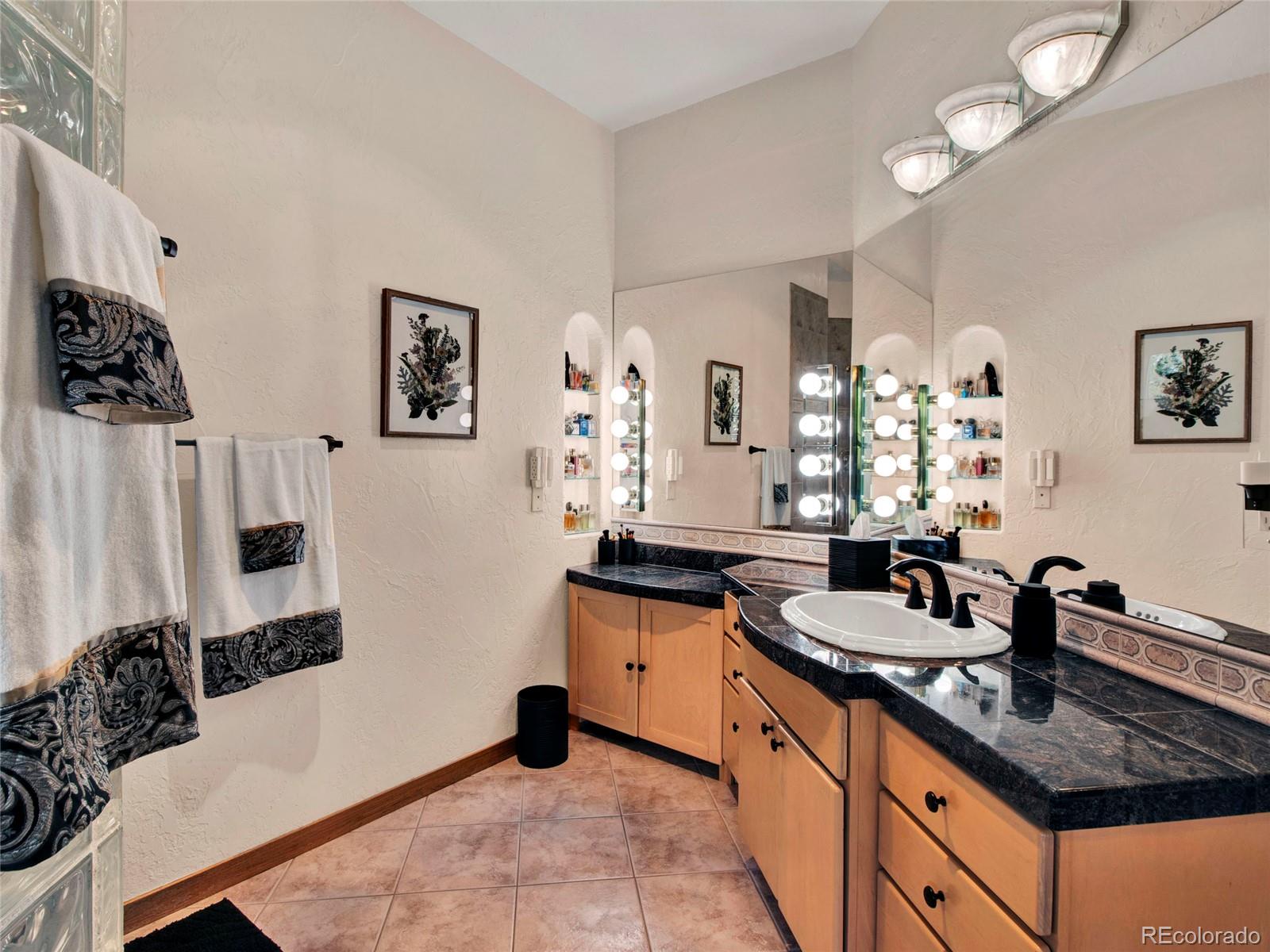 MLS Image #23 for 14517 w 57th place,arvada, Colorado