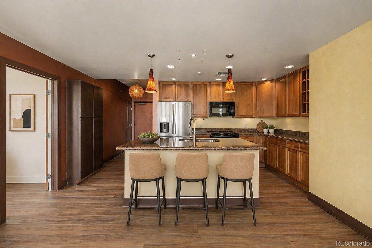 MLS Image #13 for 275 s harrison street,denver, Colorado