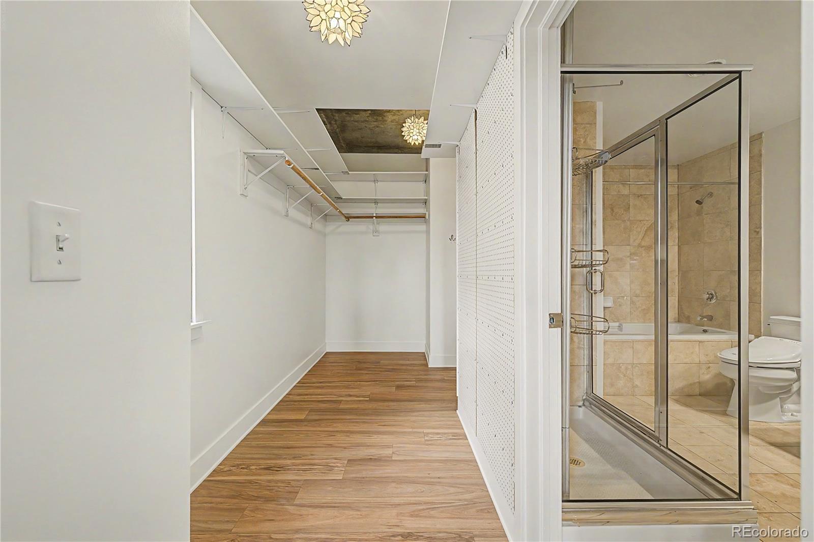 MLS Image #19 for 275 s harrison street,denver, Colorado