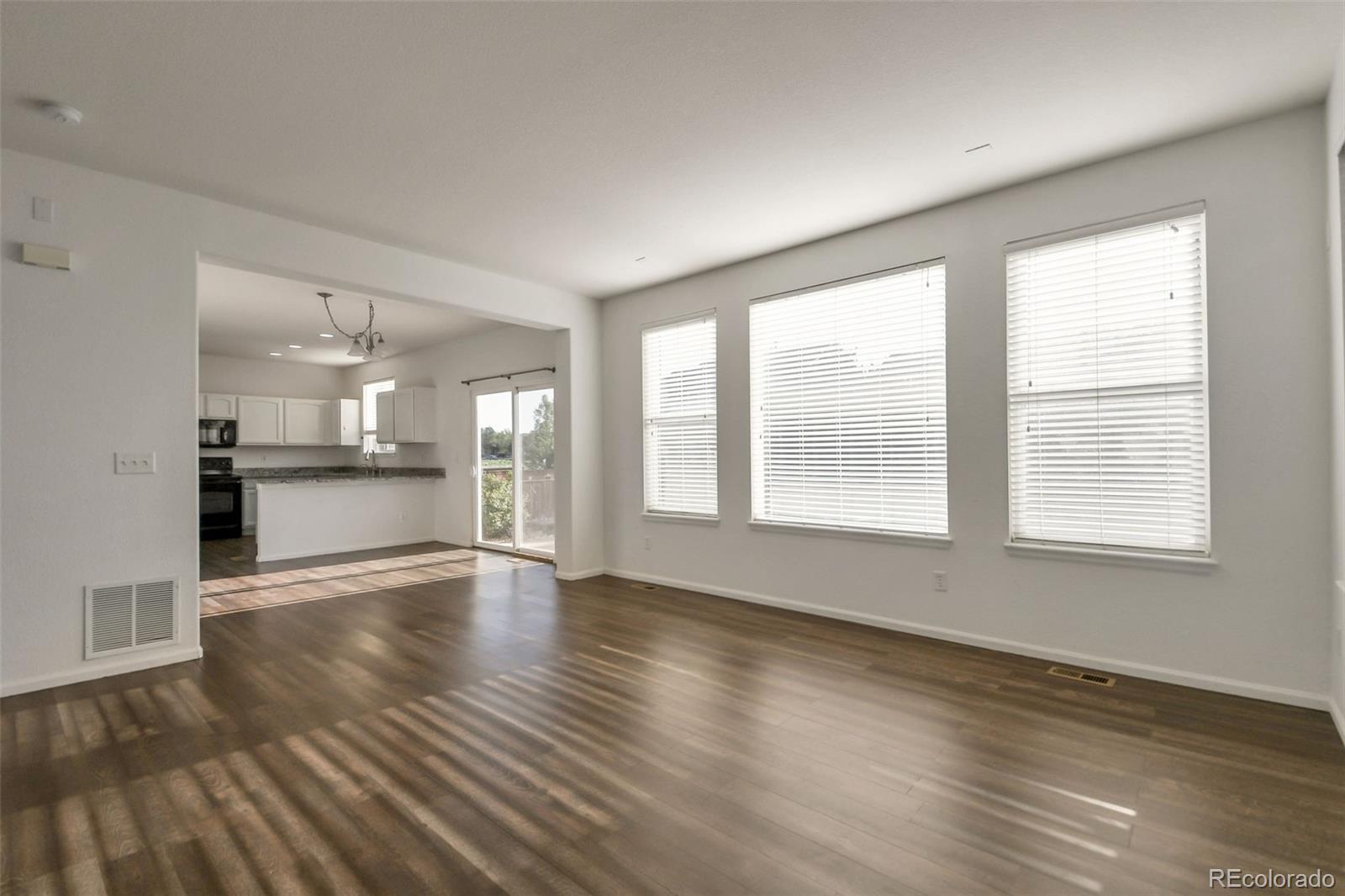 MLS Image #4 for 10492  norfolk court,commerce city, Colorado