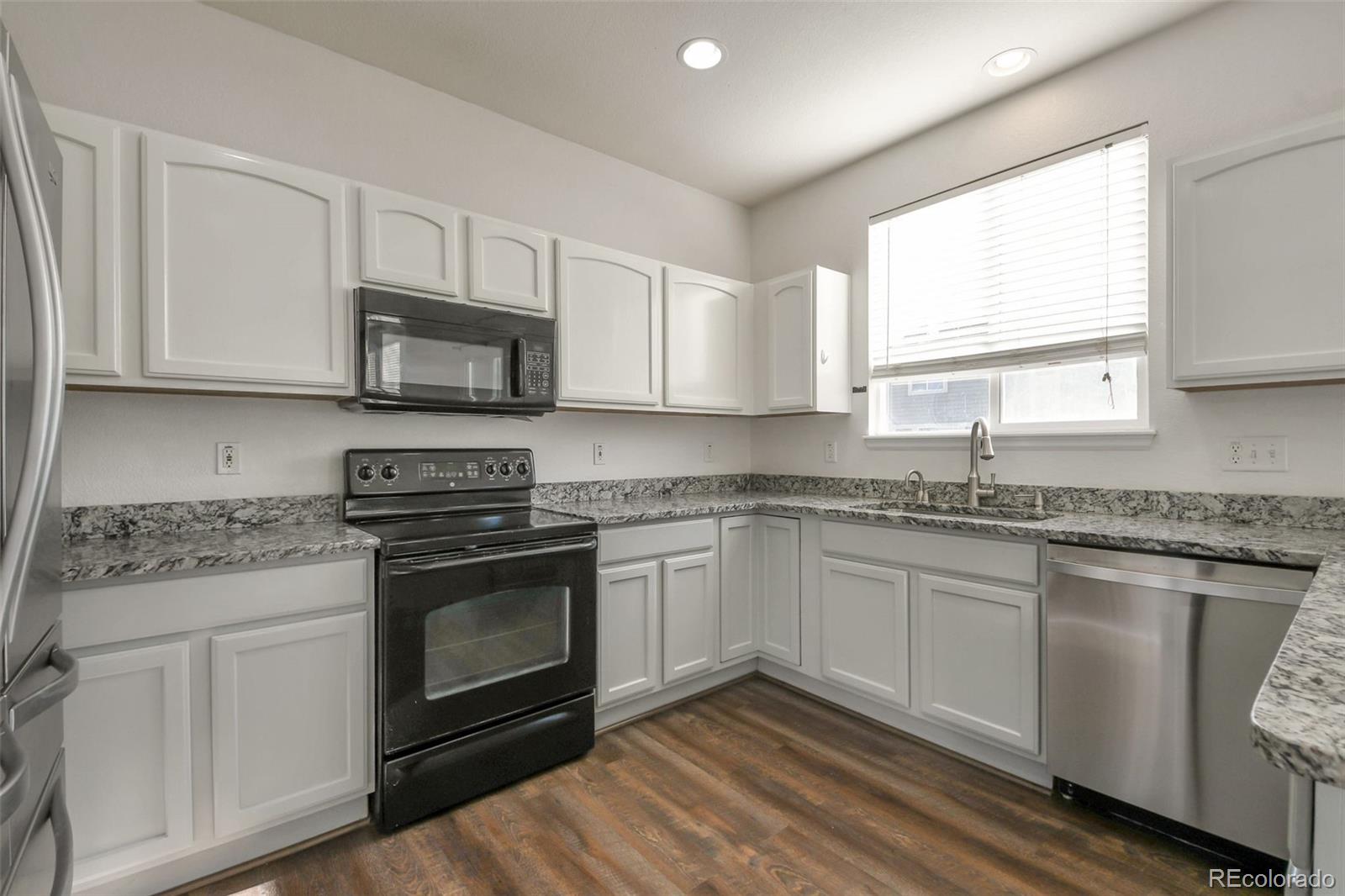 MLS Image #6 for 10492  norfolk court,commerce city, Colorado