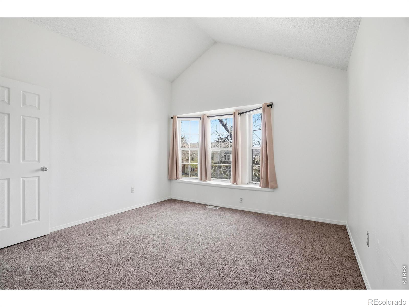 MLS Image #21 for 9624 w chatfield avenue e,littleton, Colorado