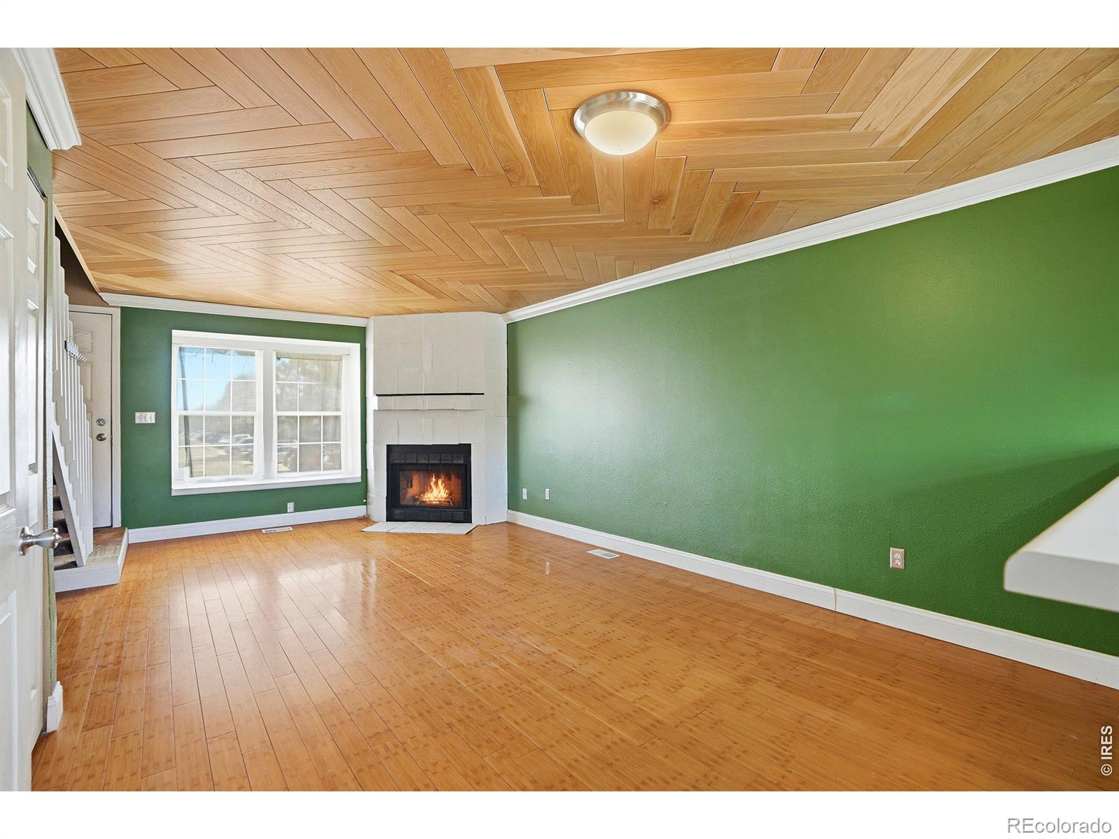 MLS Image #3 for 9624 w chatfield avenue e,littleton, Colorado