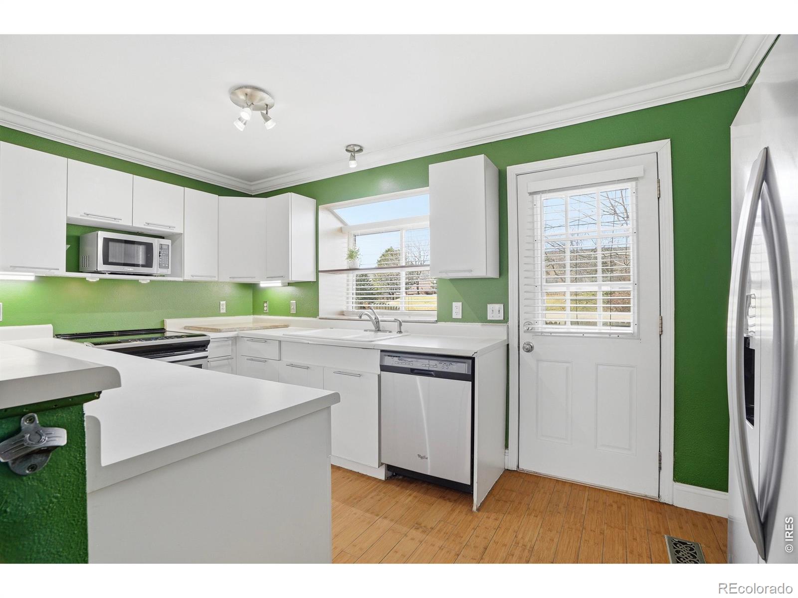 MLS Image #6 for 9624 w chatfield avenue e,littleton, Colorado
