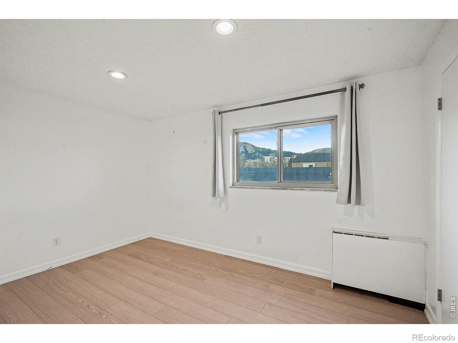 MLS Image #4 for 3161  madison avenue,boulder, Colorado