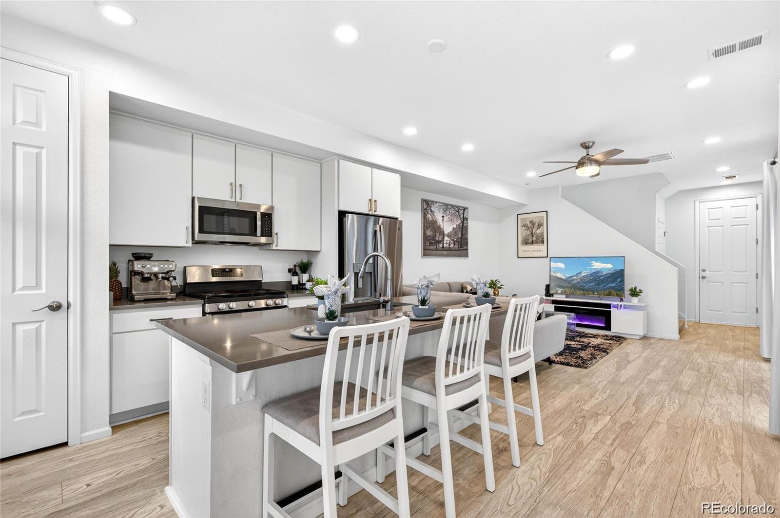 MLS Image #1 for 12314  hayloft lane,thornton, Colorado