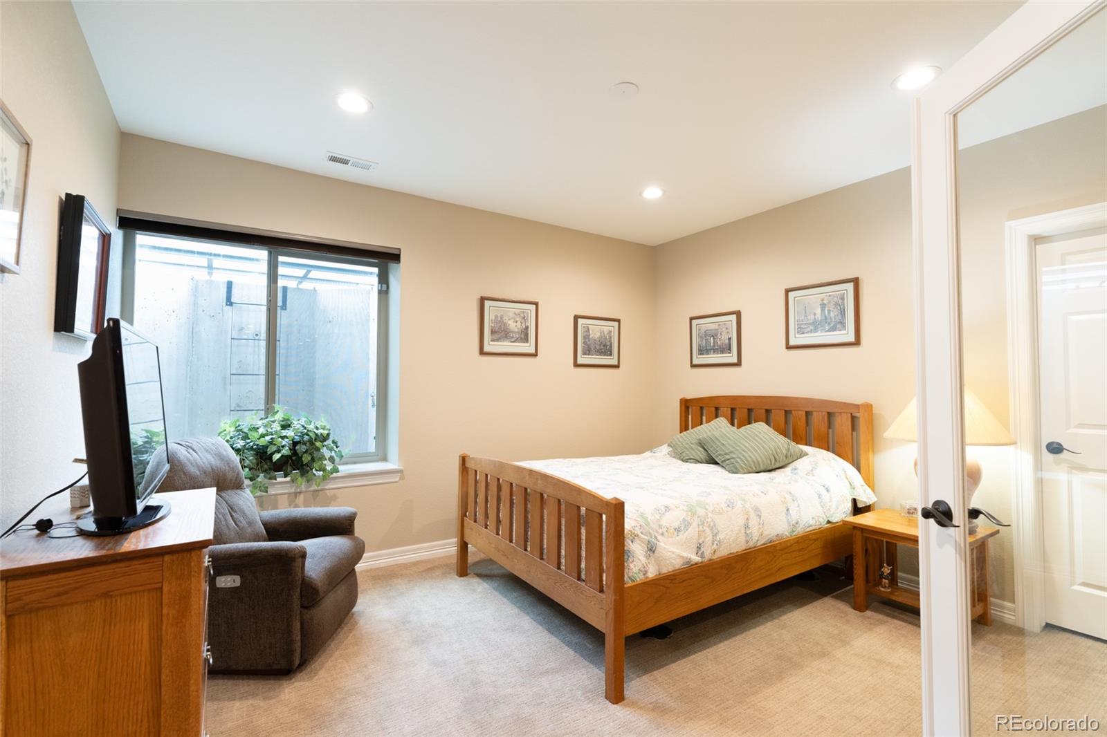 MLS Image #21 for 15828  esprit run,broomfield, Colorado