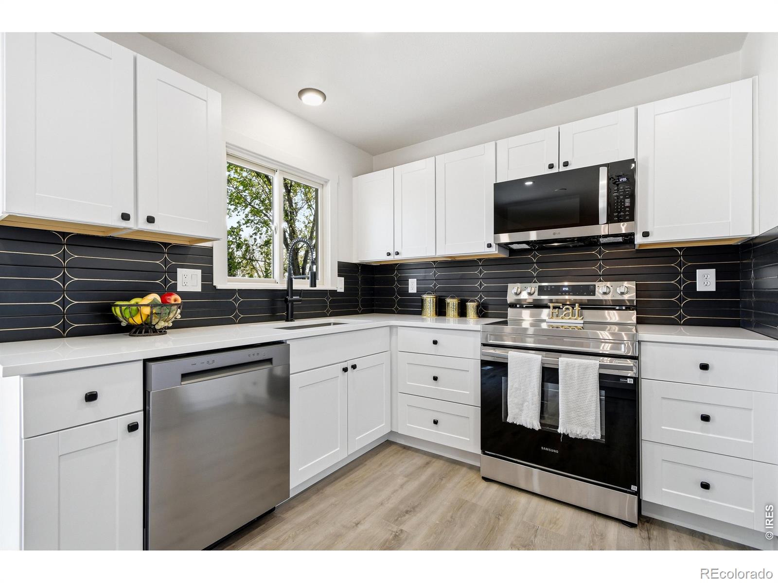 MLS Image #5 for 4424 w 2nd street,greeley, Colorado