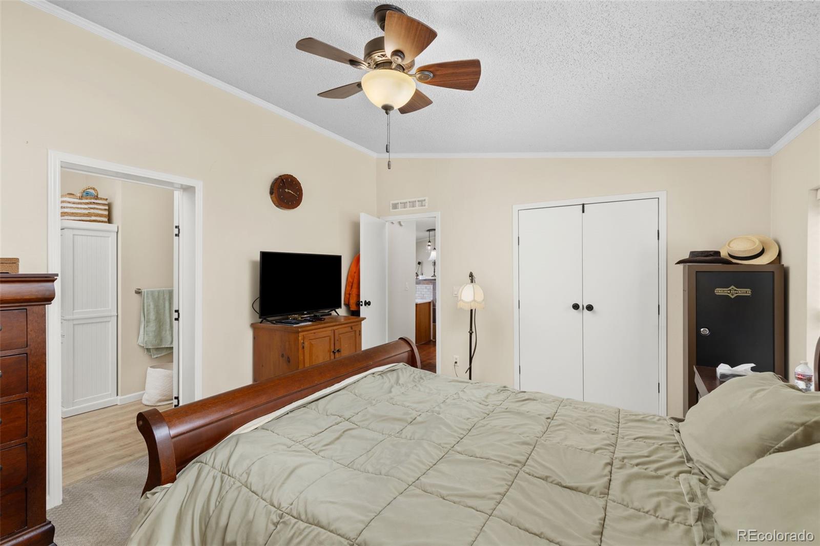 MLS Image #12 for 2205  james park trail,loveland, Colorado