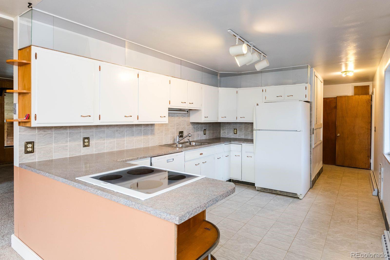 MLS Image #6 for 2 w diamond avenue,granby, Colorado