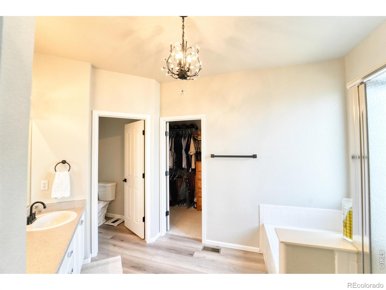 MLS Image #17 for 984  glenarbor circle,longmont, Colorado