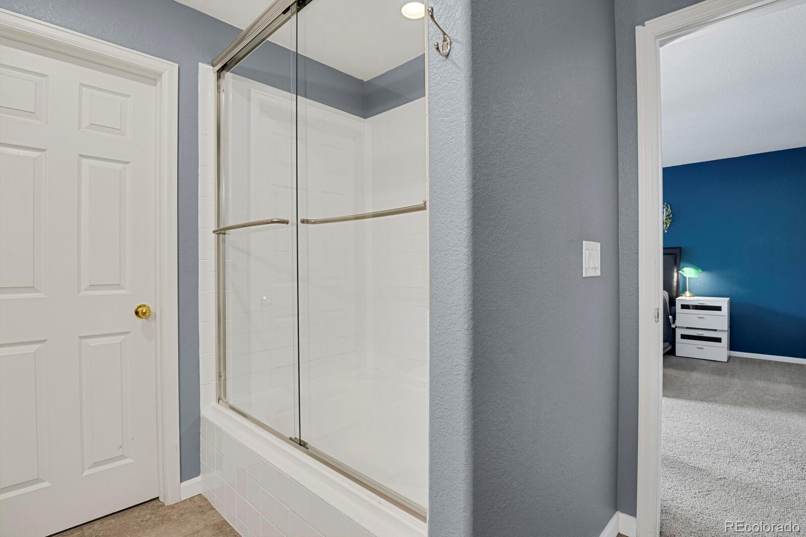 MLS Image #15 for 858 s granby circle,aurora, Colorado