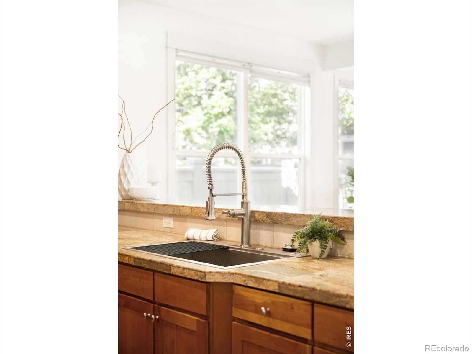 MLS Image #13 for 1031 s terrace circle,boulder, Colorado