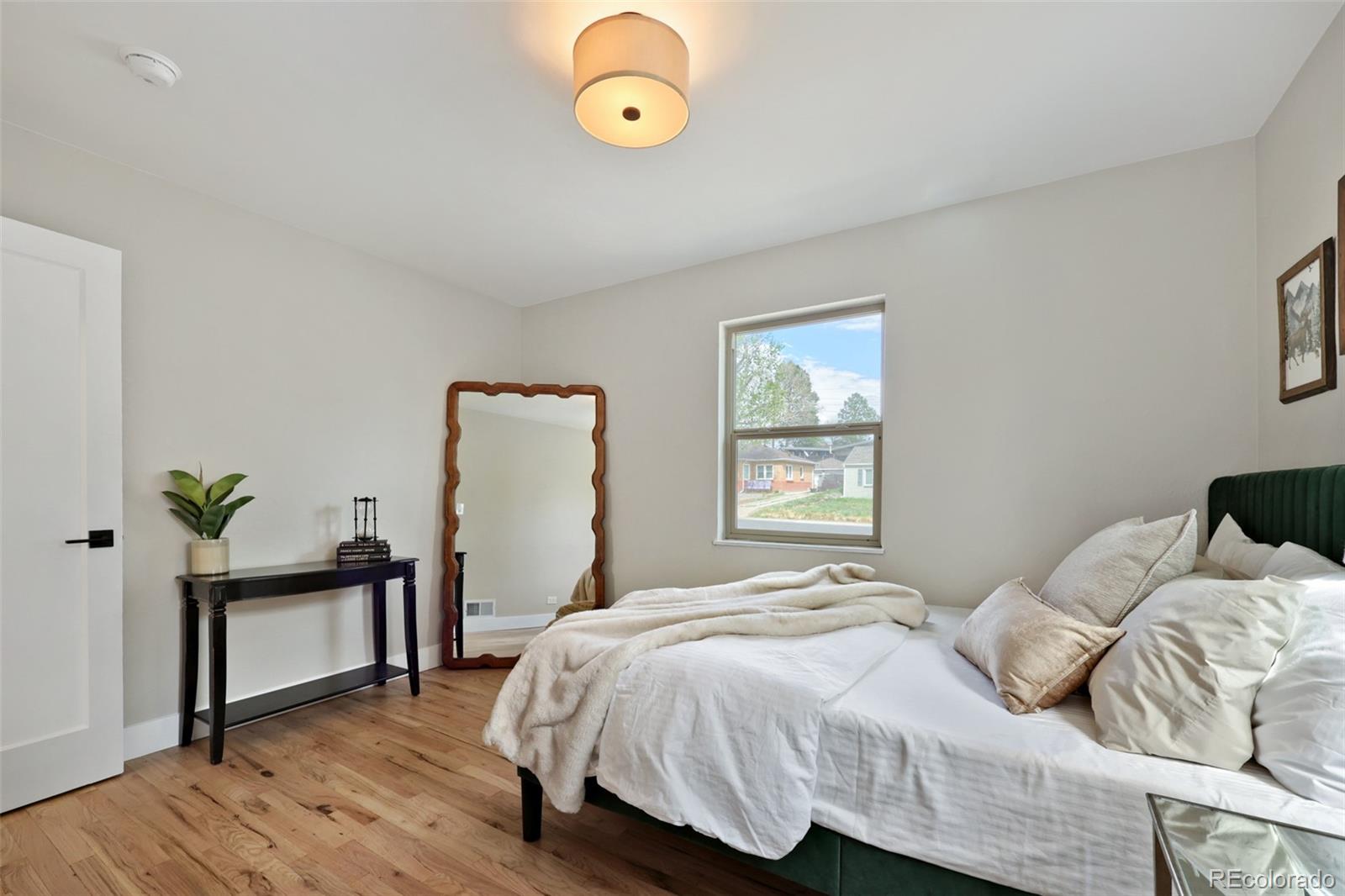 MLS Image #16 for 4151 s cherokee street,englewood, Colorado