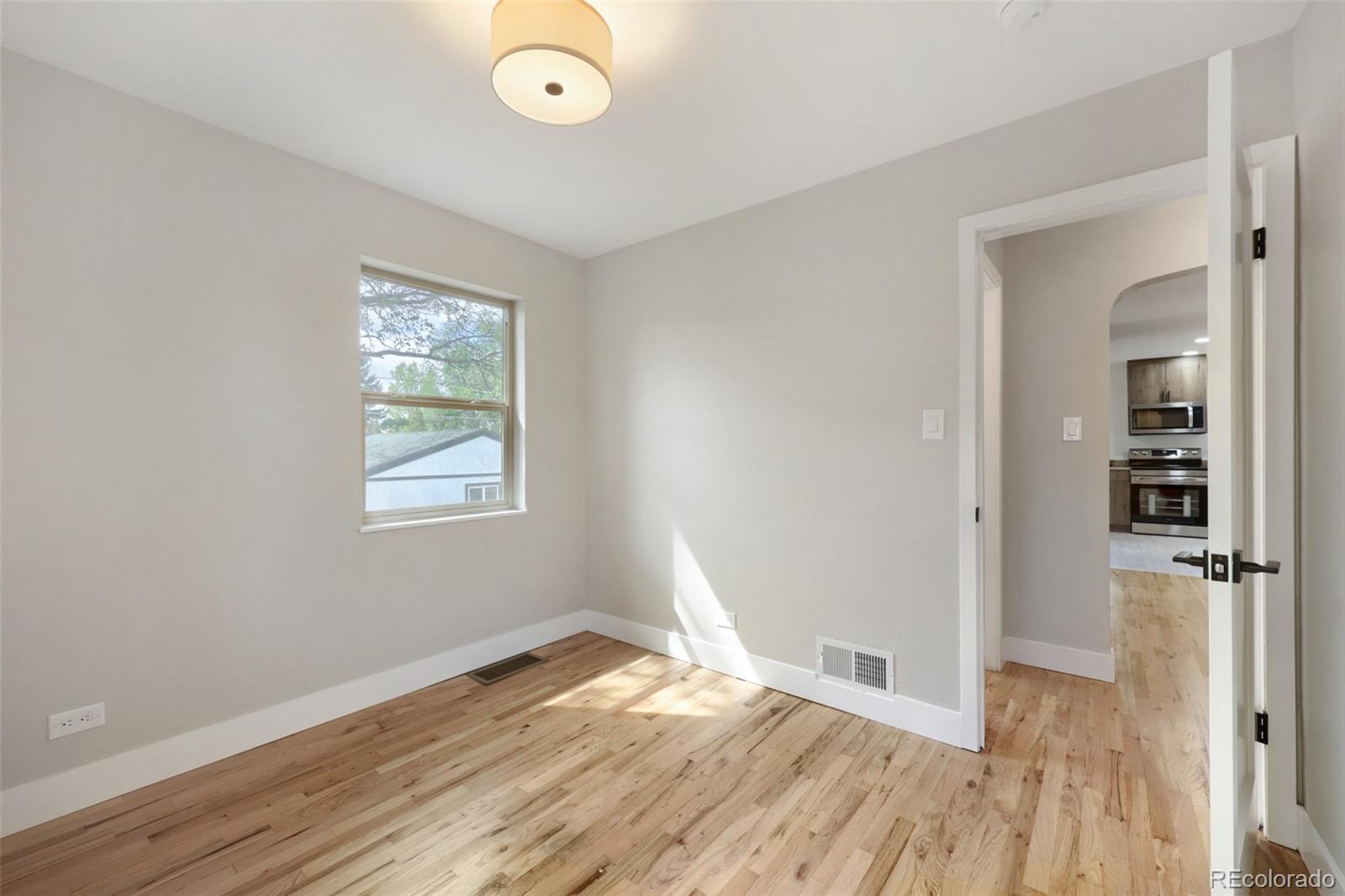 MLS Image #18 for 4151 s cherokee street,englewood, Colorado