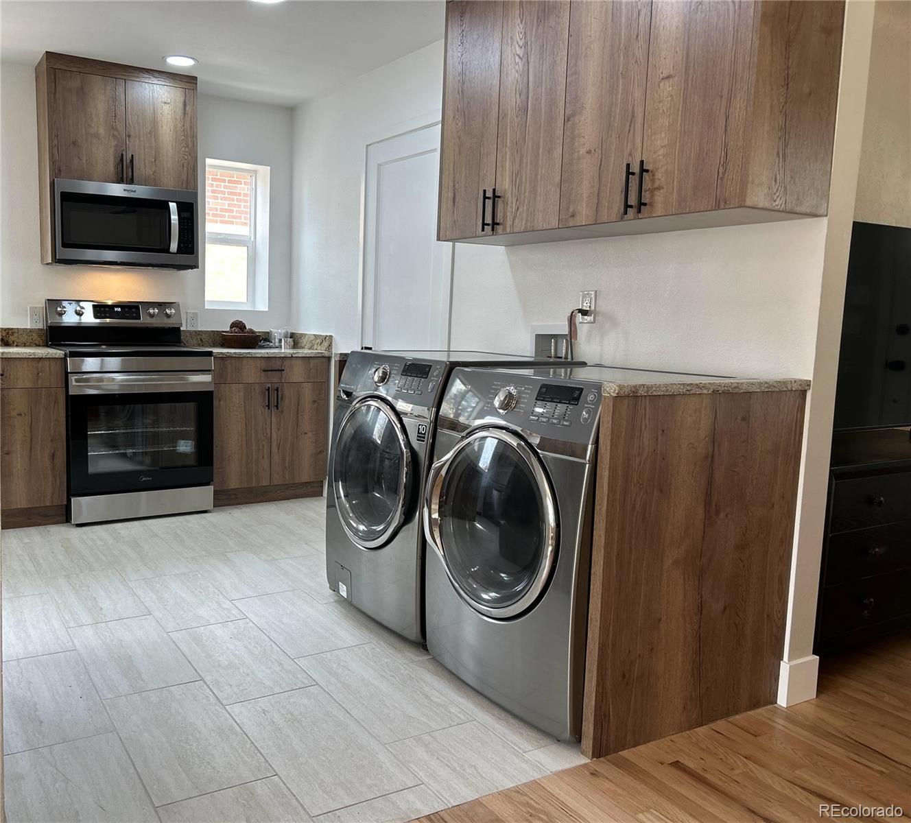 MLS Image #23 for 4151 s cherokee street,englewood, Colorado